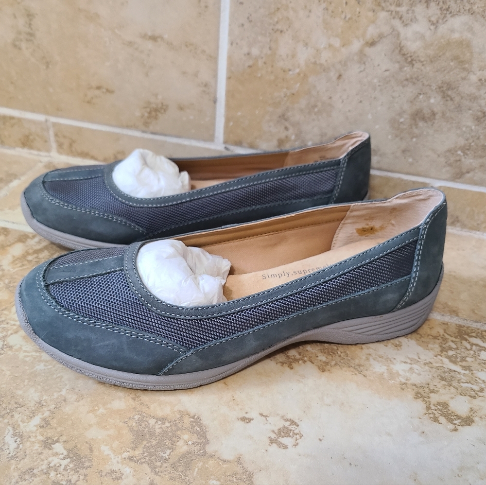 SOFTSPOTS Leather Slip On Shoes